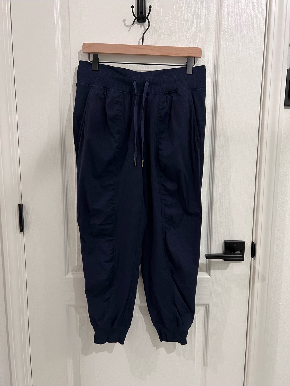 Lululemon Dance Studio Mid-Rise Jogger 7/8